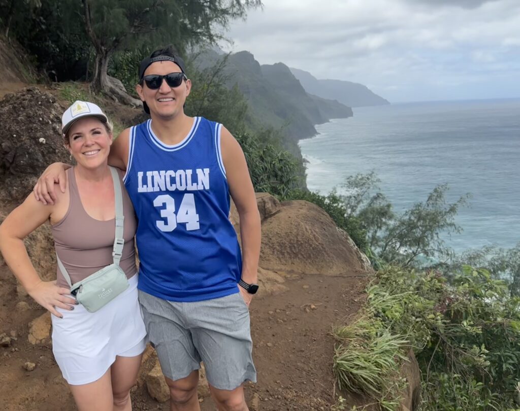 hiking in hawaii
